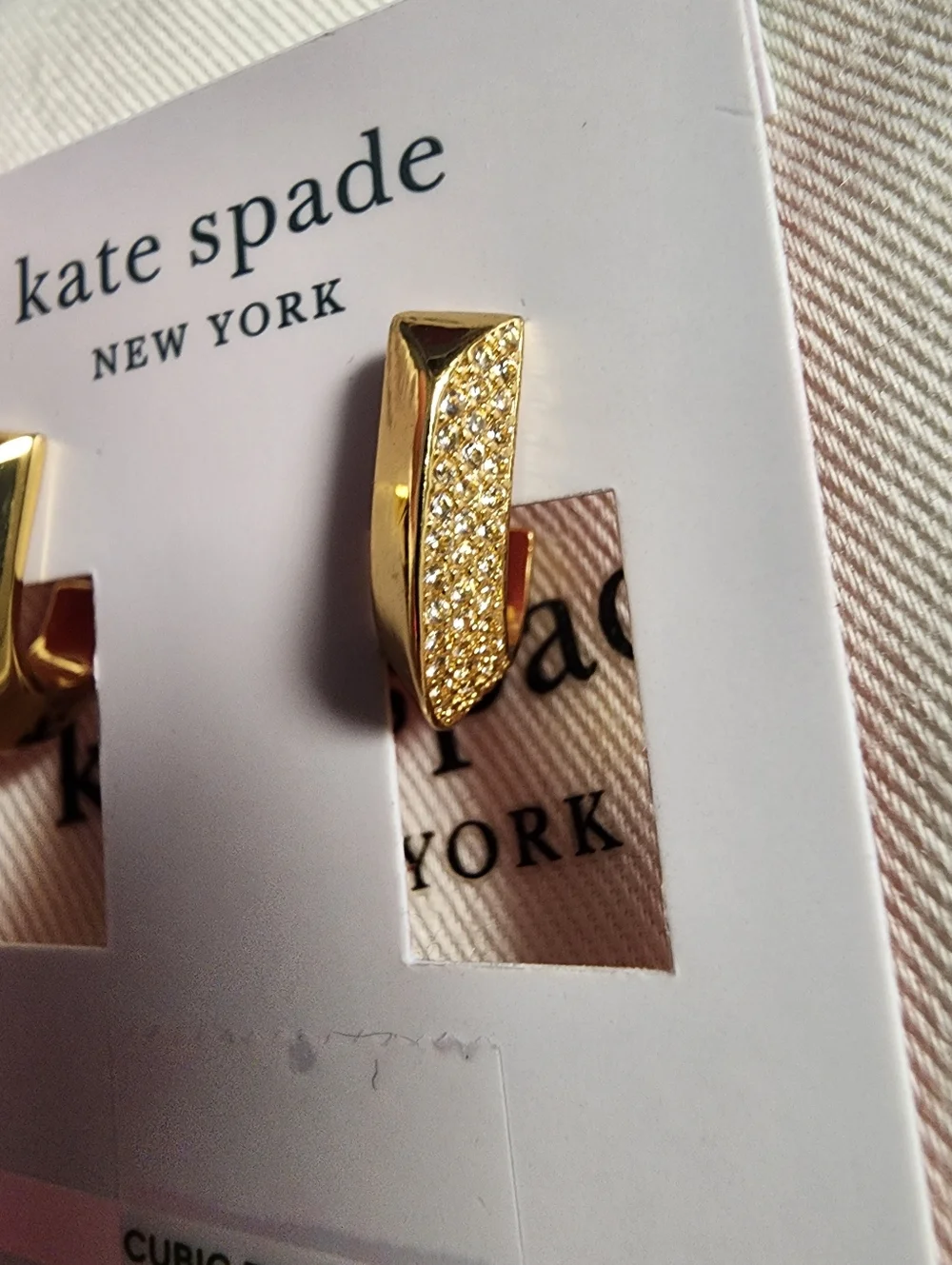 ✨️NWT✨️ Kate Spade Gold & CZ Earrings With Dust Bag - Picture 3 of 5